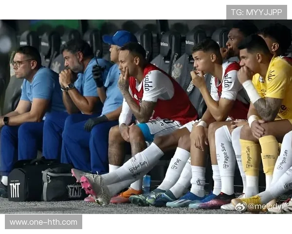 阿森纳旧将保利斯塔加盟科林蒂安，签约至2027年